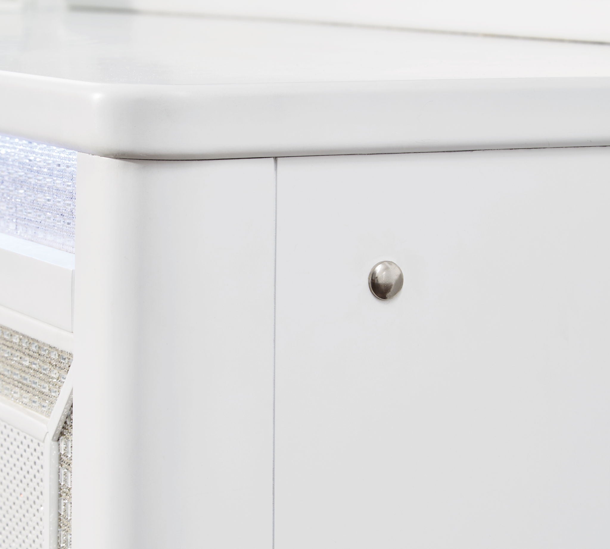 Chalanna - Dresser And Mirror - White